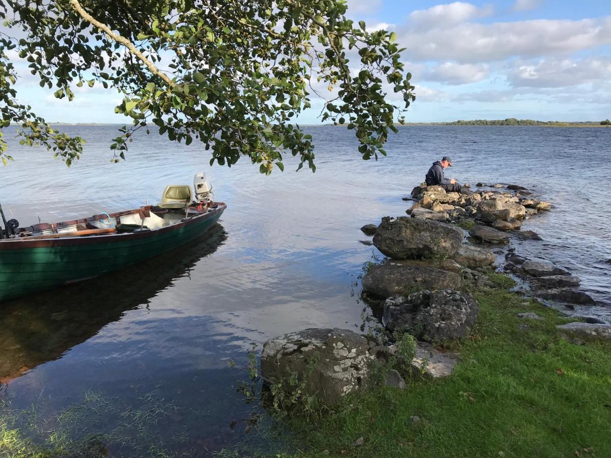Riverbend Lodge B & B Oughterard Esterno foto
